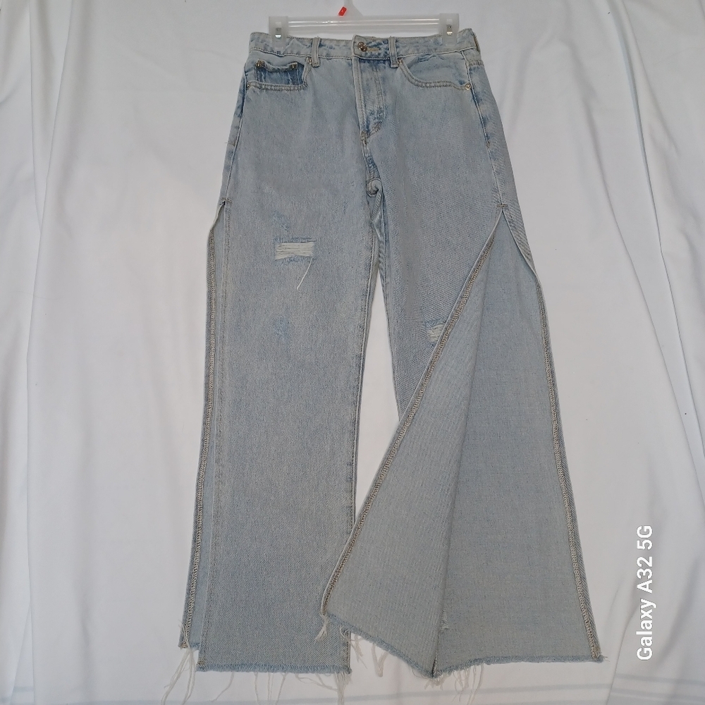 Adika Women Size M Blue Flare Wide Leg Jeans